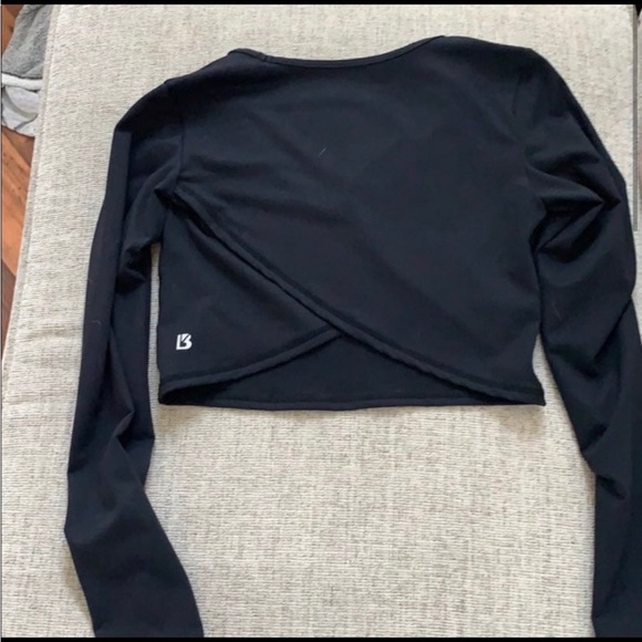 Buffbunny Cross my heart crop tank - Picture 2 of 3